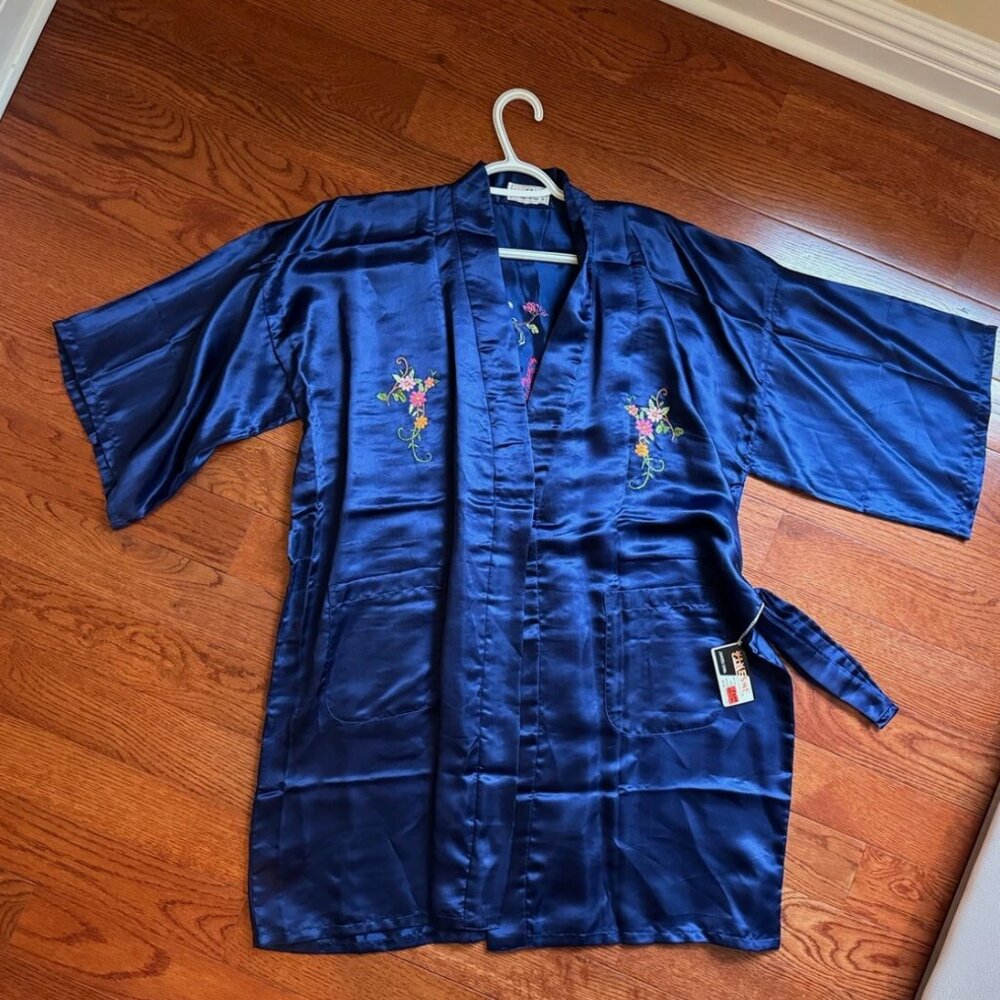 Traditional KIMONO Embroidery Women Dress Blue New with Tags